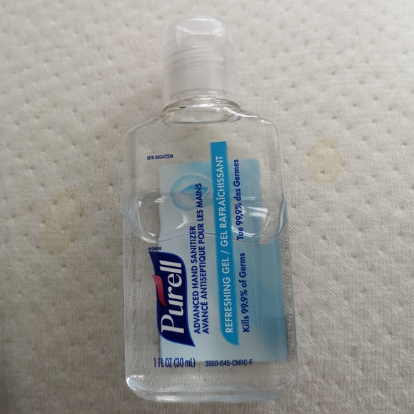 Half a mini bottle of sanitizer - Picture 3 of 3
